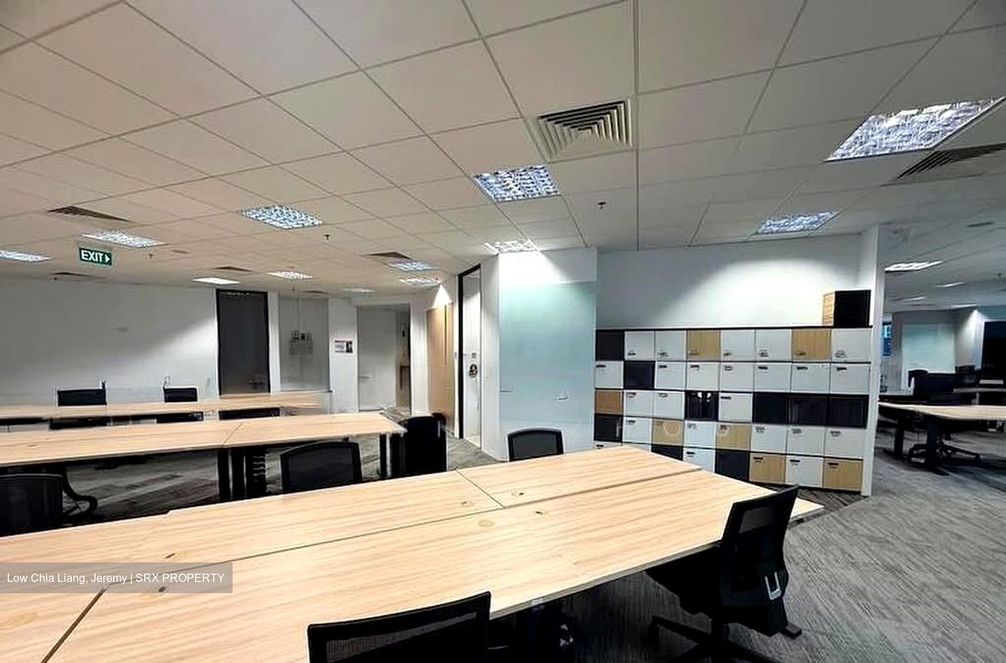 PLUS (D1), Office #576179621
